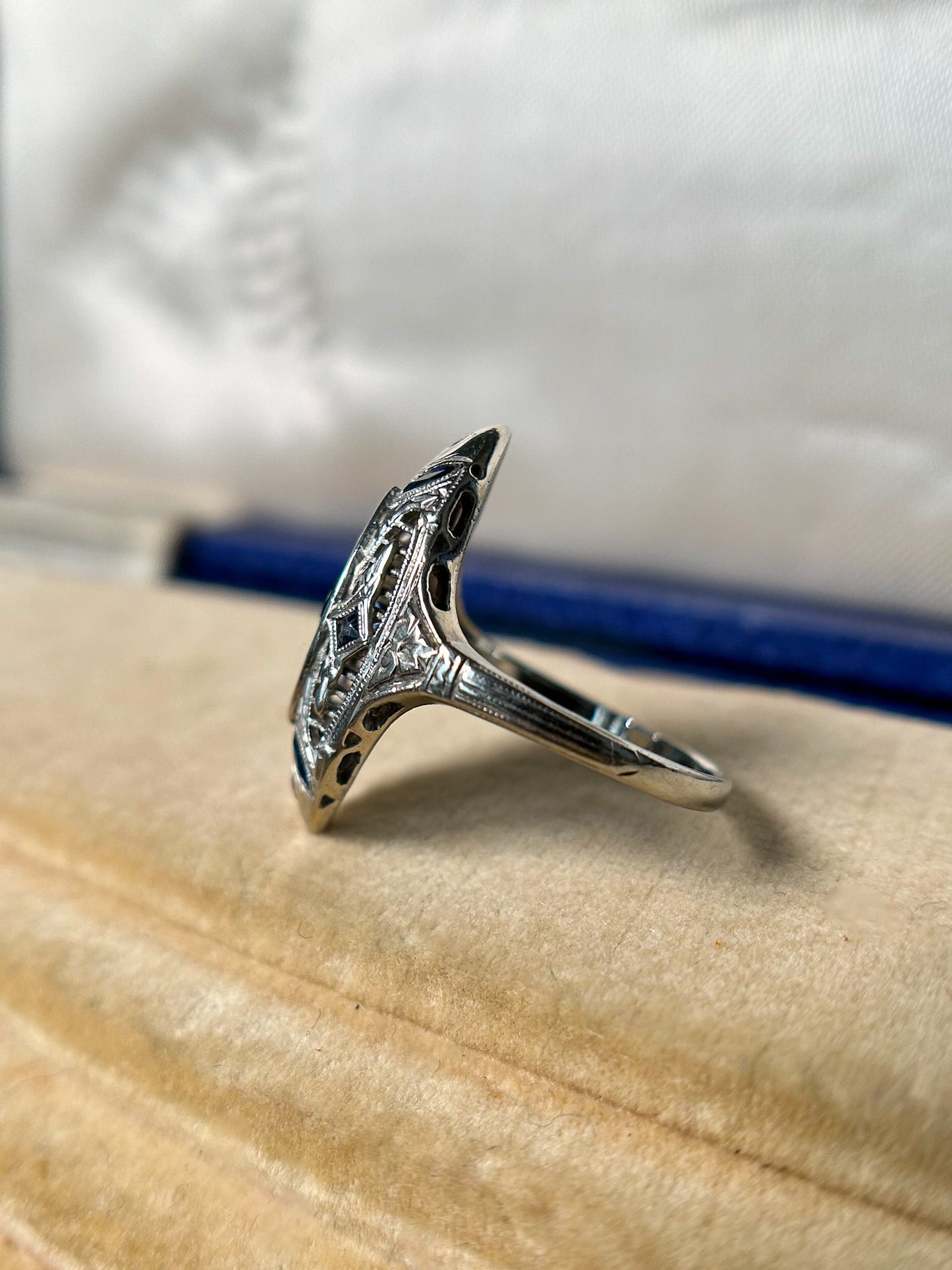 1920s Diamond & Sapphire Ring
