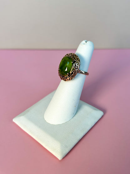 1950s 14k Gold & Peridot Ring