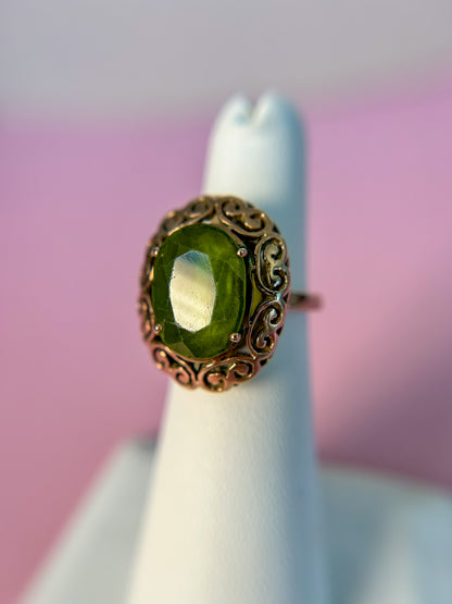 1950s 14k Gold & Peridot Ring